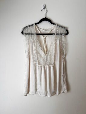 lovestitch Cream Lace Trim Sleeveless Camisole